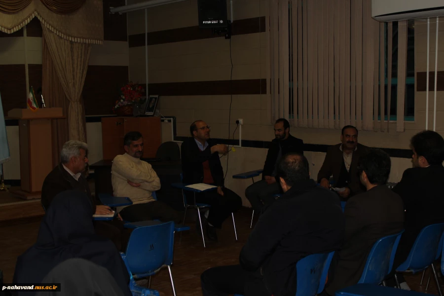 برگزاری جلسه هم اندیشی ریاست و کارکنان با اساتید مدعو آموزشکده فنی نهاوند 6