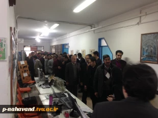 به مناسبت روز مهندس سمینار مهندسی و نمایشگاه تخصصی برق، کامپیوتر و شهر سازی در آموزشکده فنی و حرفه ای نهاوند برگزار شد  3