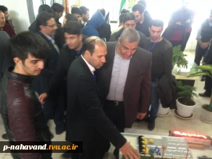 به مناسبت روز مهندس سمینار مهندسی و نمایشگاه تخصصی برق، کامپیوتر و شهر سازی در آموزشکده فنی و حرفه ای نهاوند برگزار شد  4