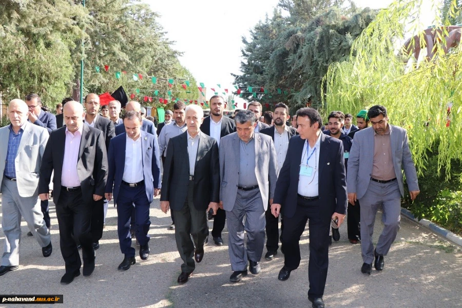 وزیر علوم در جمع دانشگاهیان فنی و حرفه‌ای استان همدان تاکید کرد: توجه به آموزش‌های مهارتی؛ در اولویت برنامه‌های وزارت علوم 2