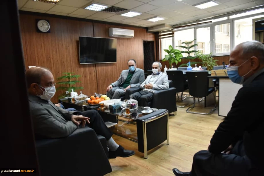 دیدار فرزند مرحوم حاج حشمت شهبازی با دکتر صالحی عمران ریاست محترم دانشگاه فنی و حرفه ای کشور  3