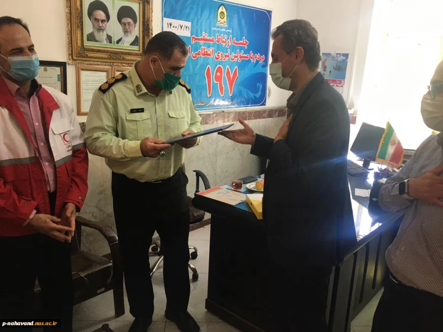 دیدار ریاست و کارکنان دانشکده فنی حاج حشمت شهبازی با فرمانده انتظامی شهرستان نهاوند جهت قدردانی از حافظان امنیت به مناسبت هفته نیروی انتظامی 4