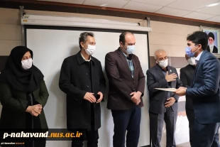 مراسم گرامیداشت هفته پژوهش و تجلیل از پژوهشگران برتر آموزشکده شهید جباریان با حضور دکتر کاظمی رئیس دانشگاه فنی و حرفه ای استان همدان، روسای  آموزشکده های حاج حشمت شهبازی نهاوند و حضرت زینب کبری(س)، مدرسین و دانشجویان آموزشکده شهید جباریان برگزار شد 3