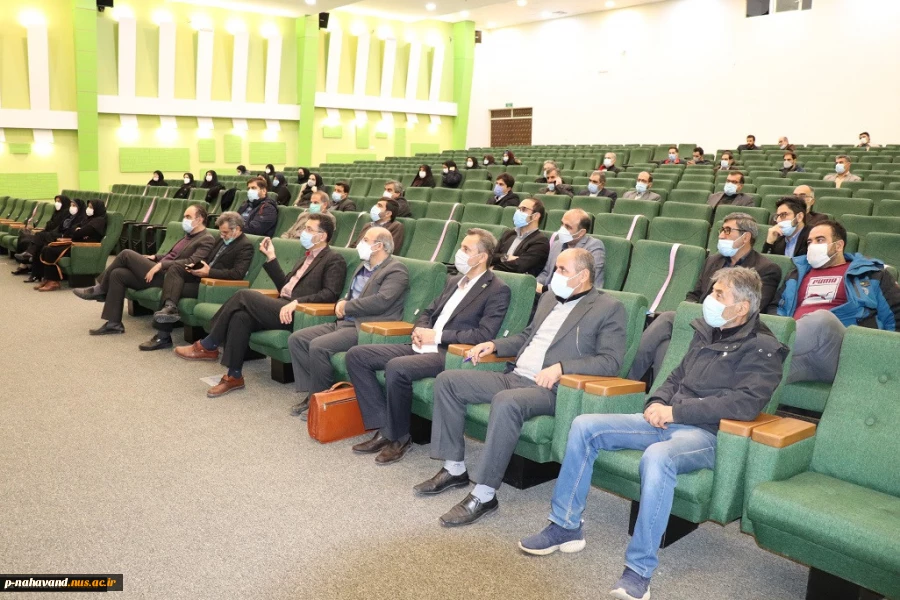 شرکت ریاست و کارکنان آموزشکده فنی و حرفه ای نهاوند در مراسم اختتامیه هفته پژوهش  2