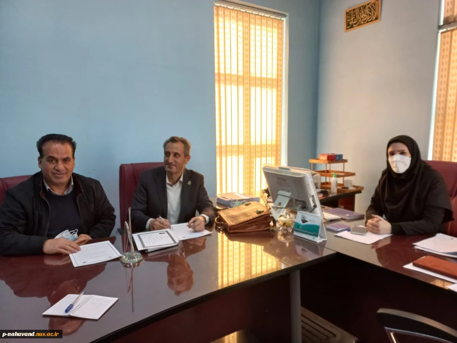 جلسه ویژه ریاست آموزشکده فنی و حرفه ای نهاوند با معاون محترم آموزش، پژوهش  و برنامه ریزی  اداره کل آموزش فنی و حرفه ای استان همدان و ریاست مرکز مهارت های تخصصی ( جوار دانشگاهی) شماره یک همدان   در   دفتر معاونت اداره کل آموزش فنی و حرفه ای استان همدان  4