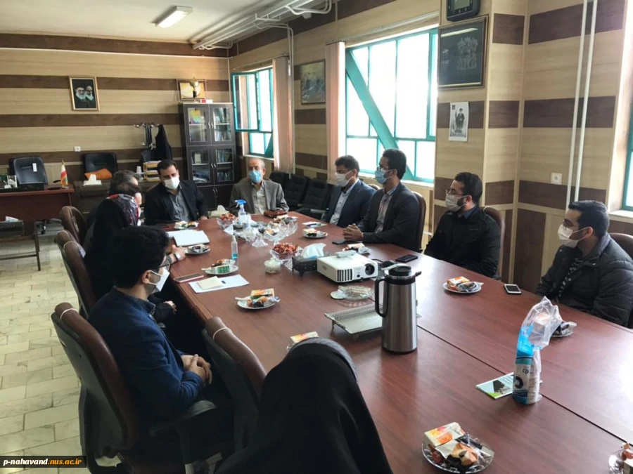 نشست صمیمانه نماینده و فرماندار محترم در دانشکده فنی و حرفه ای  (حاج حشمت شهبازی) در جهت پیگیری مسائل مرکز نو آوری شهرستان نهاوند 4