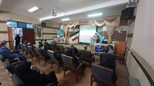 به مناسبت هفته آموزش مراسم تجلیل از اساتید سرآمد در دانشکده فنی و حرفه ای نهاوند (حاج حشمت شهبازی) برگزار گردید 5