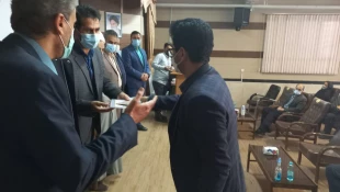 به مناسبت هفته آموزش مراسم تجلیل از اساتید سرآمد در دانشکده فنی و حرفه ای نهاوند (حاج حشمت شهبازی) برگزار گردید 10