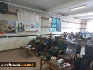 برگزاری گرامیداشت هفته دفاع مقدس درسالن اجتماعات آموزشکده فنی حاج حشمت شهبازی 5