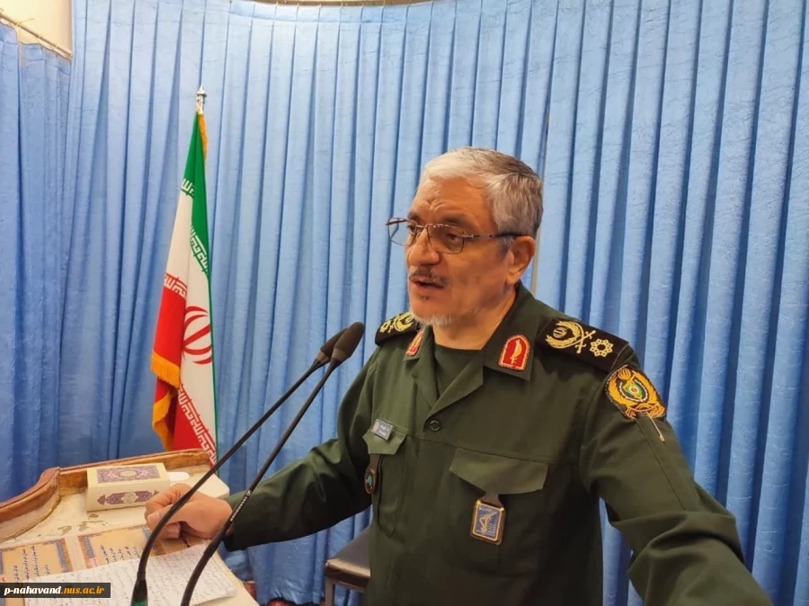 حضور مدرسین و کارکنان آموزشکده  فنی و حرفه ای نهاوند ( حاج حشمت شهبازی)  در راهپیمایی روز قدس 4