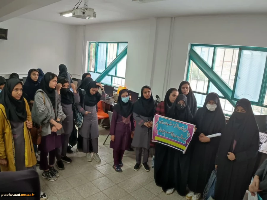 بازدید دانش آموزان پایه نهم (جهت هدایت تحصیلی) منطقه خزل و زرین دشت جهت آشنایی با توانمندی ها و قابلیت های دانشگاه فنی و حرفه ای  3