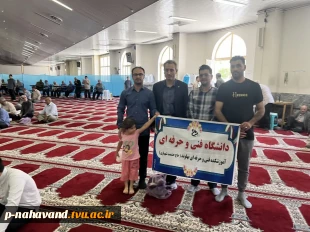 سخنرانی قبل از خطبه های نماز جمعه نهاوند مسئول کانون بسیج اساتید شهرستان  و تمجید از همت جهادی کارکنان مرکز در عرصه خدمت و توسعه کمی و کیفی آموزش عالی در دولت ایران قوی 4