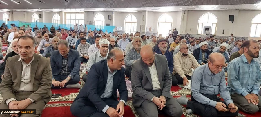 سخنرانی قبل از خطبه های نماز جمعه نهاوند مسئول کانون بسیج اساتید شهرستان  و تمجید از همت جهادی کارکنان مرکز در عرصه خدمت و توسعه کمی و کیفی آموزش عالی در دولت ایران قوی 10