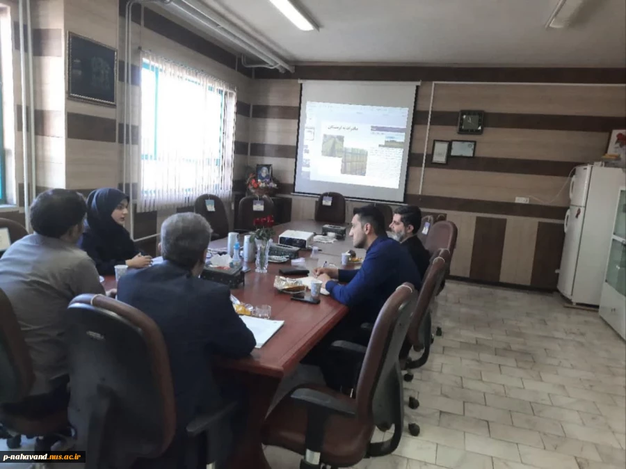 بدنبال جلسه استانی طرح تاد ( راه اندازی کنسرسیوم های مهارت آموزی و اشتغال )  برگزاری جلسه ای هدفمند با  مدیران واحد آموزش، تحقیق و توسعه  سیمان نهاوند در دفتر ریاست آموزشکده حاج حشمت شهبازی 2