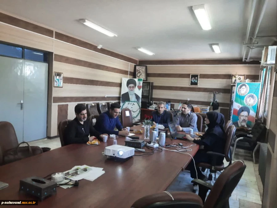 بدنبال جلسه استانی طرح تاد ( راه اندازی کنسرسیوم های مهارت آموزی و اشتغال )  برگزاری جلسه ای هدفمند با  مدیران واحد آموزش، تحقیق و توسعه  سیمان نهاوند در دفتر ریاست آموزشکده حاج حشمت شهبازی 5