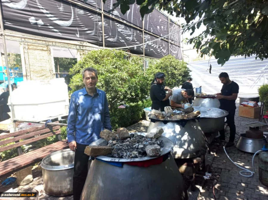 حماسه بزرگ پیاده روی اربعین حسینی، حضورریاست آموزشکده بعنوان خادم الحسین  جاماندگان قافله عشق در موکب حضزت رقیه (س) تهران 2