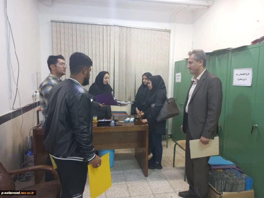 ثبت  نام دانشجویان جدید الورود  5