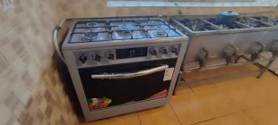 اهداء یک دستگاه اجاق گاز پنج شعله به سرای دانشجویی آموزشکده حاج حشمت شهبازی  توسط خیر نهاوندی  3