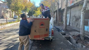 اهداء یک دستگاه اجاق گاز پنج شعله به سرای دانشجویی آموزشکده حاج حشمت شهبازی  توسط خیر نهاوندی  5