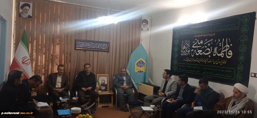 تجلیل از عضو هیئت علمی دانشگاه فنی و حرفه ای استان همدان در دفتر  نماینده محترم ولی فقیه شهرستان نهاوند 3