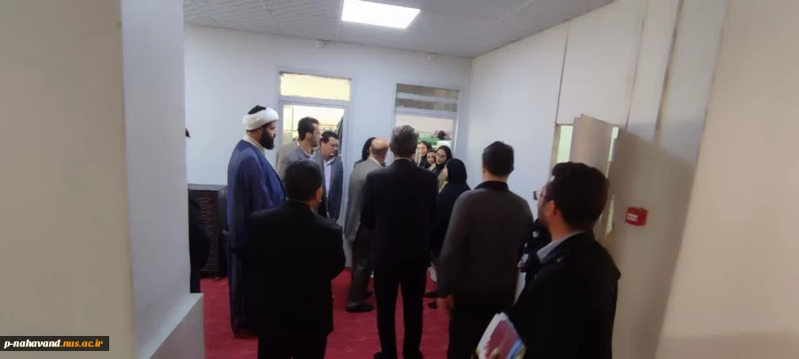 بازدید مهندس علیرضا شهبازی نماینده ی مردم شریف شهرستان نهاوند در مجلس شورای اسلامی و برخی از اعضاء هیئت رئیسه دانشگاه واحد استان از خوابگاه دختران آموزشکده 5