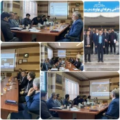 بمنظور اجرایی نمودن طرح ( تاد ) جلسه با مدیران عامل برخی از واحد های صنعتی بزرگ شهرستان در دفتر ریاست آموزشکده  2