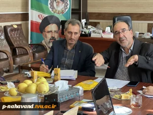 سومین شورای مرکز رشد شهرستان نهاوند در سال جاری تشکیل شد. 7