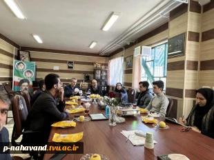 سومین شورای مرکز رشد شهرستان نهاوند در سال جاری تشکیل شد. 11