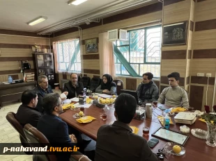 سومین شورای مرکز رشد شهرستان نهاوند در سال جاری تشکیل شد. 13