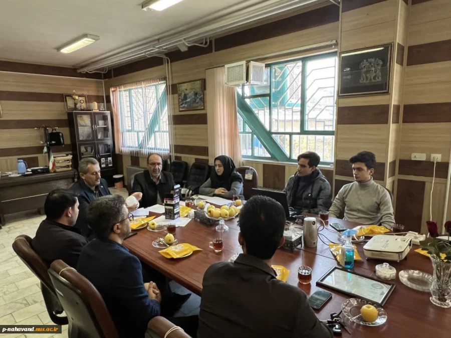 سومین شورای مرکز رشد شهرستان نهاوند در سال جاری تشکیل شد. 13