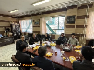 سومین شورای مرکز رشد شهرستان نهاوند در سال جاری تشکیل شد. 14