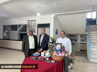 آخرین جلسه شورای اداری و شورای آموزشی فرهنگی آموزشکده حاج حشمت شهبازی در دو روز همزمان با پایان سال برگزار شد.
 2