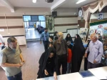 تصاویری از حماسه حضور ... از حواشی جالب توجه ترغیب و تشویق حضور بچه های خردسال در پای صندوق های رأی بوده است 17
