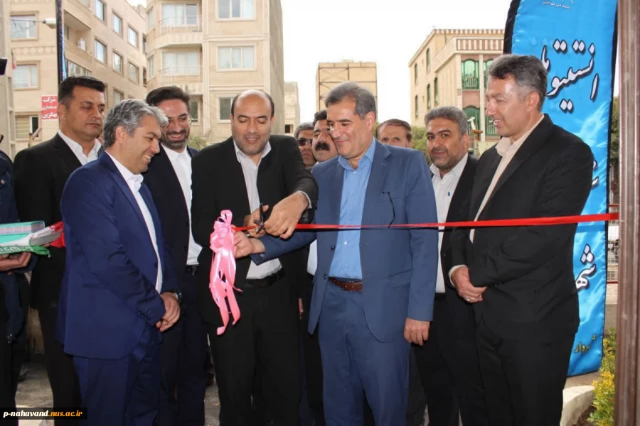 حضور واحد فناور مستقر در دانشگاه ملی مهارت استانی همدان در نمایشگاه مراسم افتتاح دبیرخانه شهر خلاق نهاوند 4