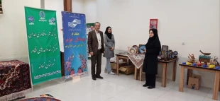 واحدهای خلاق مرکز رشد و دانشگاه ملی مهارت در راستای برنامه های شهر خلاق در کنار کار بزرگ شهرداری نهاوند  جشنواره برگ ریزان را درپارک آزادگان برگزار کردند. 6