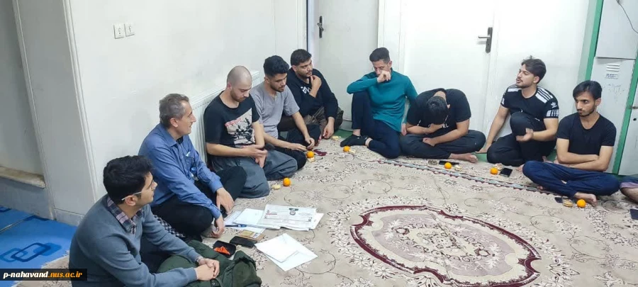 نشست صمیمی با دانشجویان پسر ساکن خوابگاه جهت عرض  تبریک روز دانشجو و بررسی مسائل و مشکلات دانشجویان در حوزه های مختلف  3