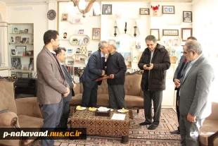 دانشگاهیان نهاوند با غبار روبی مزار شهدا و دیدار با خانواده شهیدان ایام الله دهه مبارک فجررا گرامی داشتند  21