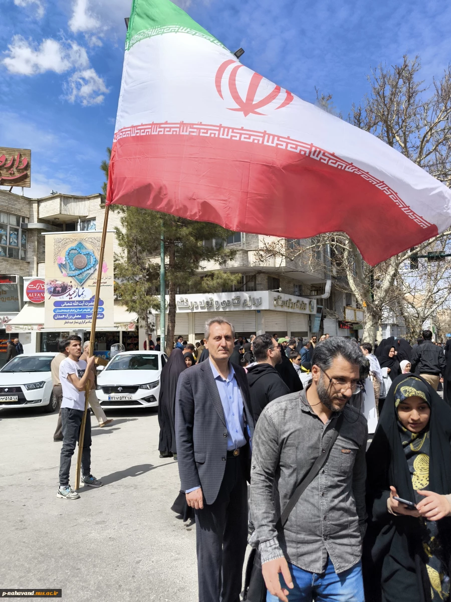 حضور دانشگاهیان دانشگاه ملی مهارت استان همدان در راهپیمایی باشکوه روز قدس
 5