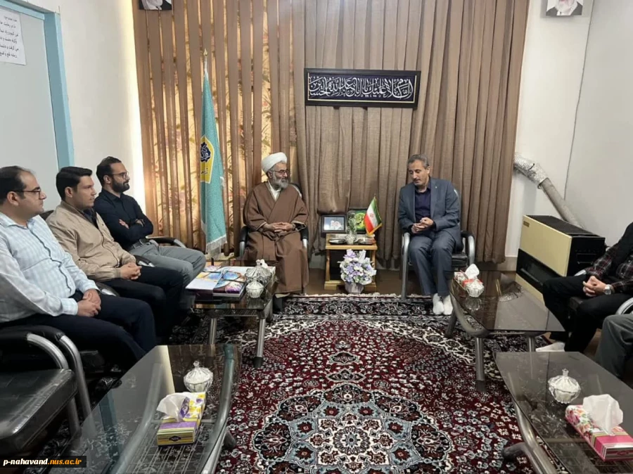 دیدار نوروزی ریاست و کارکنان آموزشکده  با حضرت حجت السلام و المسلمین محمدرضا محمدی امام جمعه این شهرستان 2