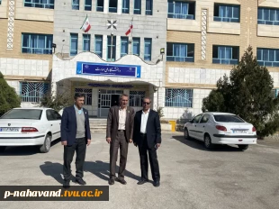 بازدید دکتر احمدی رئیس پارک علم و فناوری همدان و مهندس جمشیدی رئیس مرکز رشد شهرستان همدان ازواحد فناورآموزشکده نهاوند 3