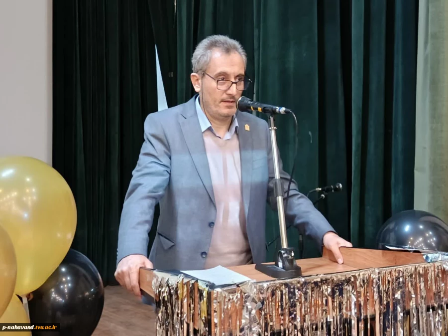 برگزاری مراسم جشن بزرگ روز دانشجو همزمان با ولادت با سعادت حضرت فاطمه زهرا(س)در سالن بزرگ اجتماعات اداره فرهنگ و ارشاد اسلامی 5