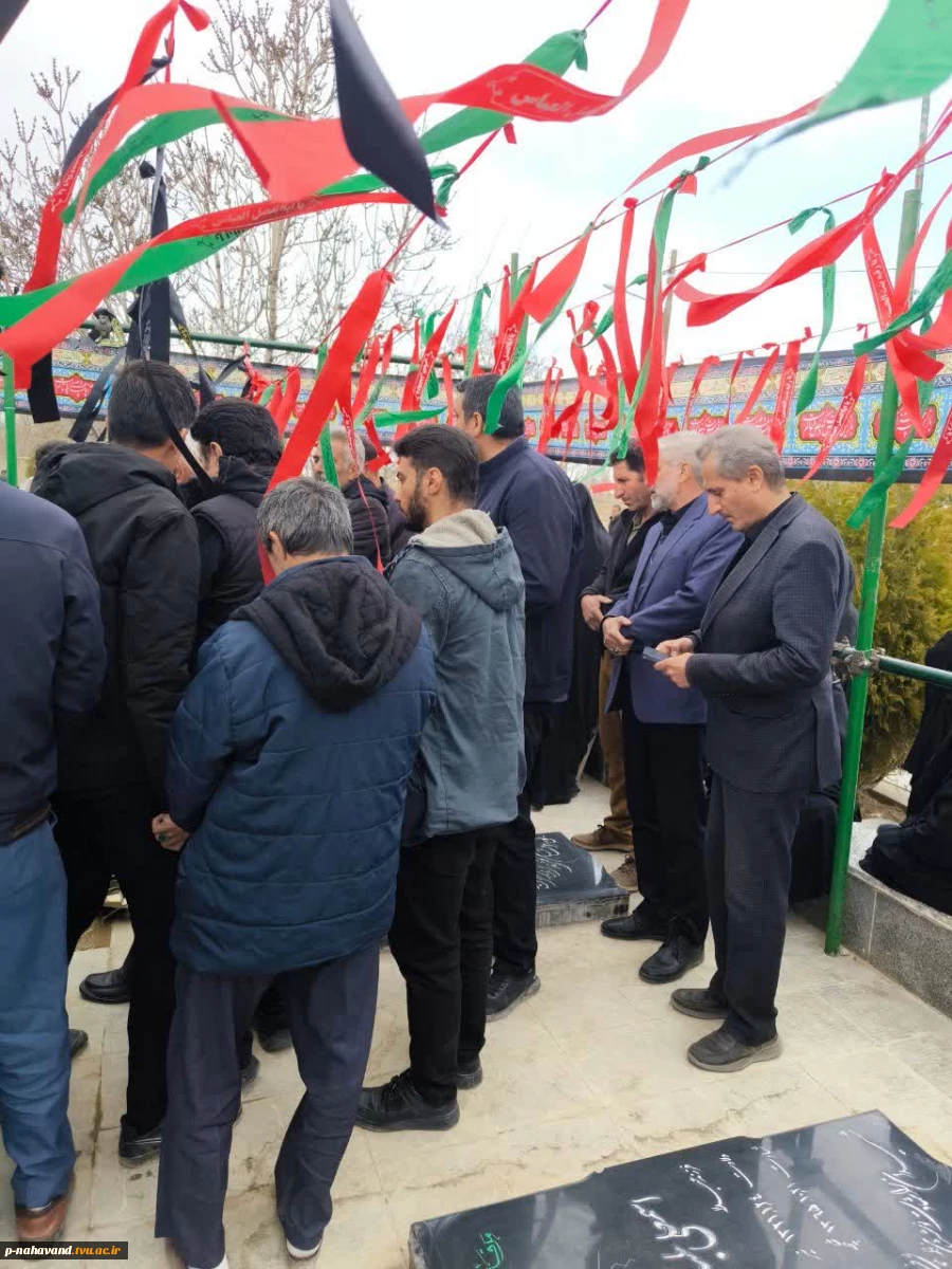 شهادت مهندس شهید امیرحسین رزاقی دانش آموخته دانشگاه ملی مهارت را به خانواده گرانقدر این شهید والامقام، ملت شهید پرور و دانشگاهیان  تبریک و تسلیت عرض می نماییم. 5