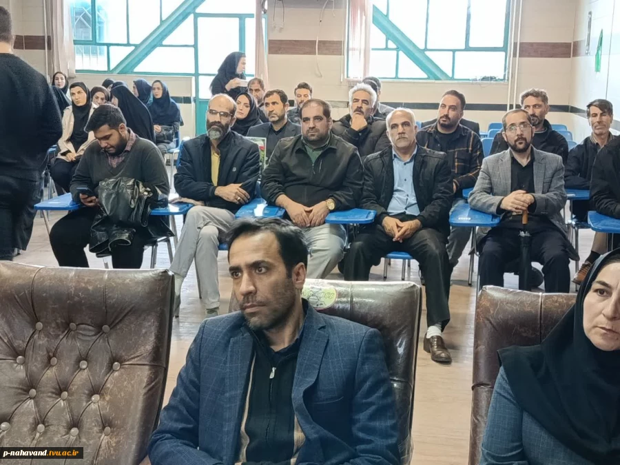 مراسم چهلمین روز شهادت امام المسلمین، حضرت آیت‌الله شهید سیدعلی خامنه‌ای، و دانشجوی شهید امیرحسین رزاقی 6