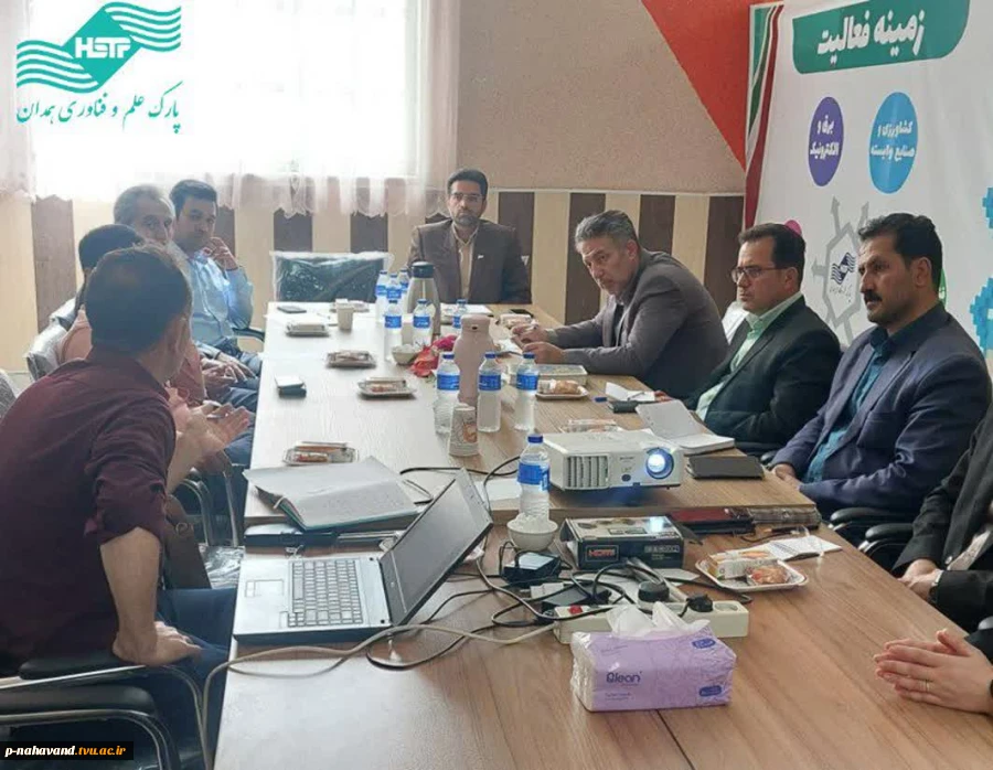 تقویت اکوسیستم نوآوری نهاوند، ۴ طرح جدید در مرکز رشد نهاوند مستقر شد 3